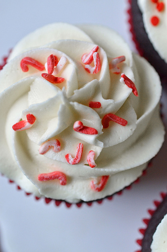 Chocolate Candy Cane Cupcakes5