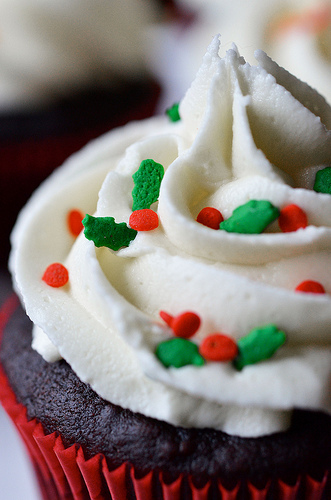 Chocolate Candy Cane Cupcakes3