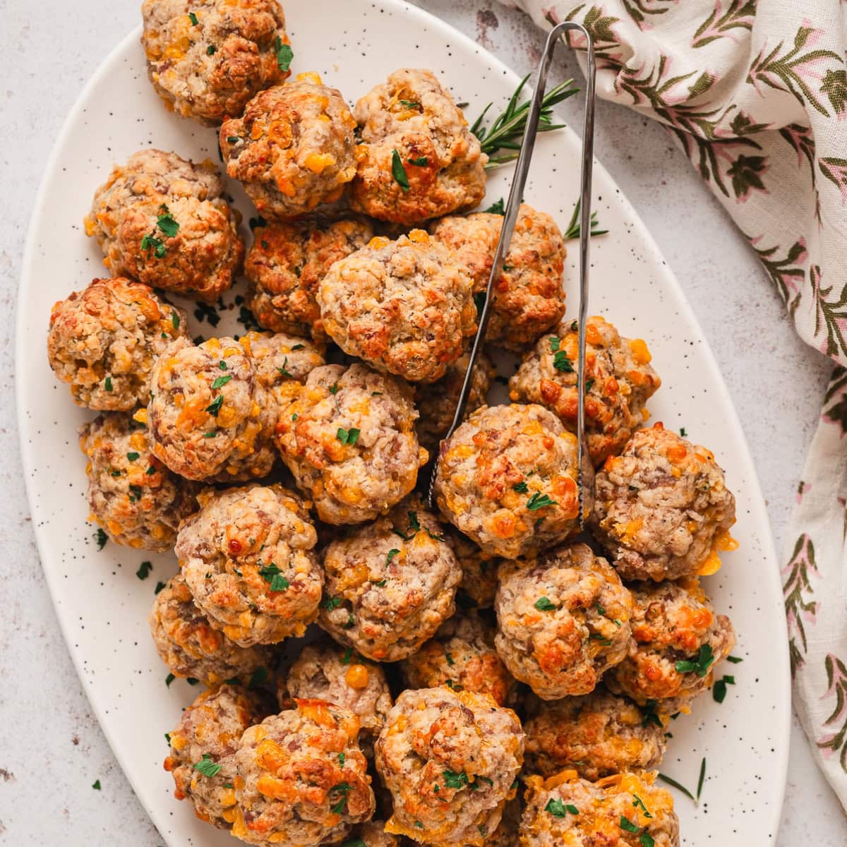Bisquick Sausage Balls-image