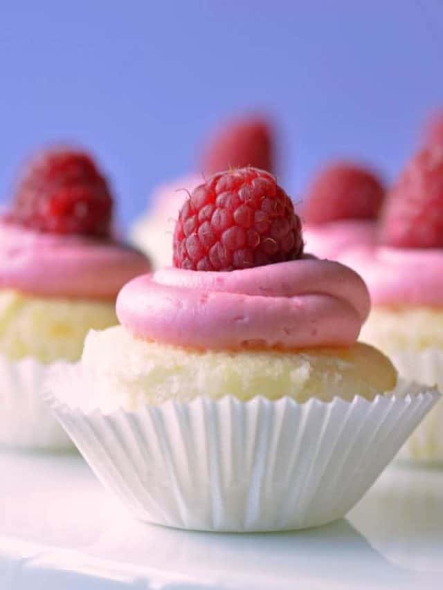 Lemon Cupcakes with Raspberry Frosting Story Easy Recipes for Family
