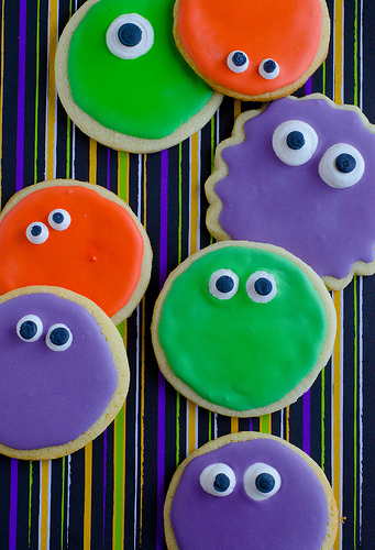 Simple Monster Cookies2