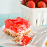 Great for company or potlucks, this Strawberry Pretzel dessert is a delight worth sharing!