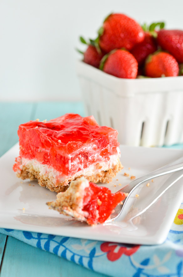 Great for company or potlucks, this Strawberry Pretzel dessert is a delight worth sharing!
