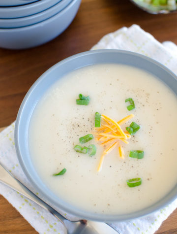 Light and Creamy Cauliflower Soup in less than 30 minutes.