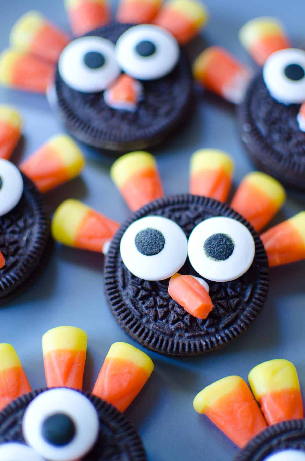 oreo turkey with candy eyes and candy corn feathers