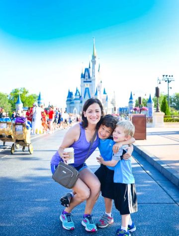 Only have 24 hours to visit Disney World? Make the most of only ONE day at Magic Kingdom by following our Disney tips and tricks.