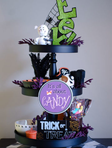 3-tiered halloween display