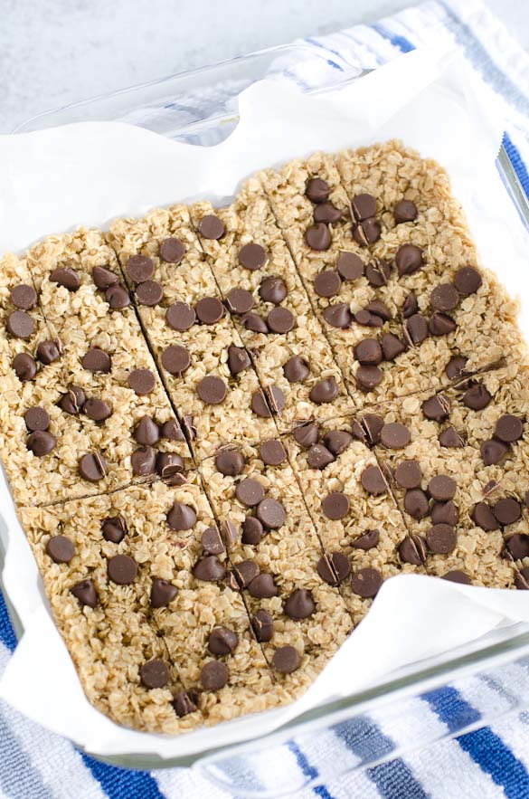 pan of sliced chocolate chip granola bars