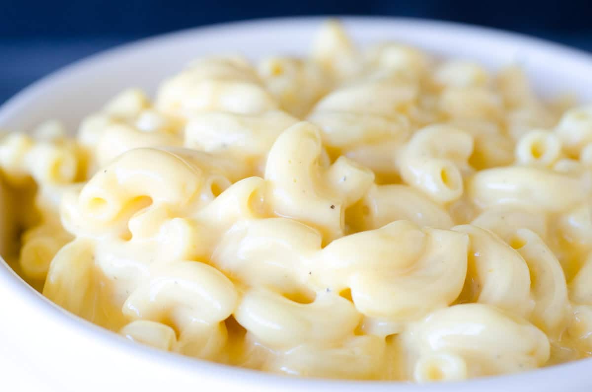 creamy mac and cheese in a bowl