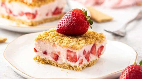 Frozen Strawberry Dessert - A refreshing recipe for strawberry lovers.