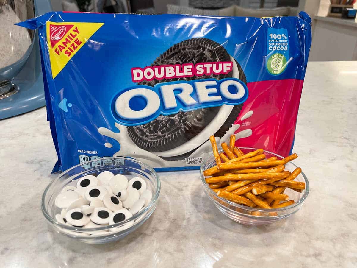 ingredients for oreo spider cookies