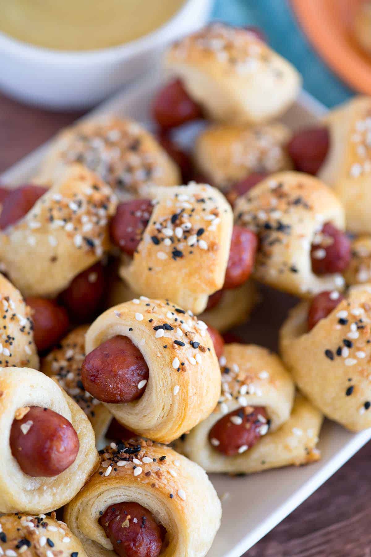 plate of mini pigs in a blanket with everything bagel spice